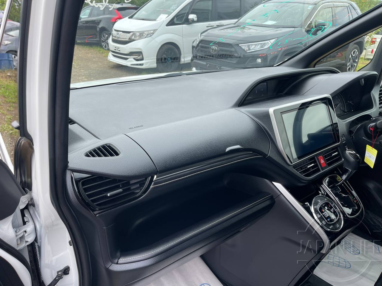 Фото Toyota Esquire - Japan Life 