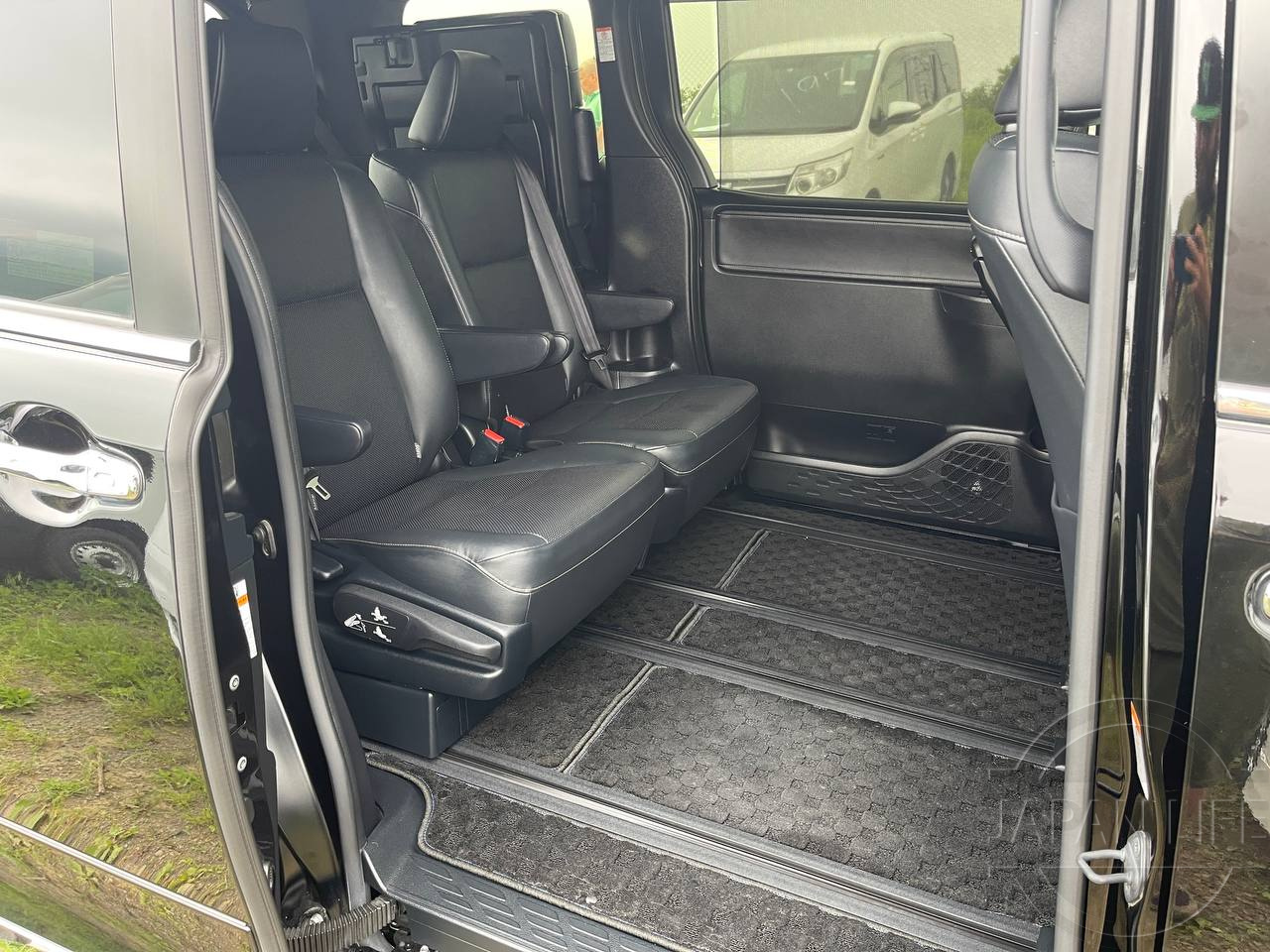 Фото Toyota Esquire - Japan Life 