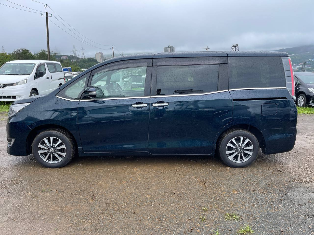 Фото Toyota Esquire - Japan Life 