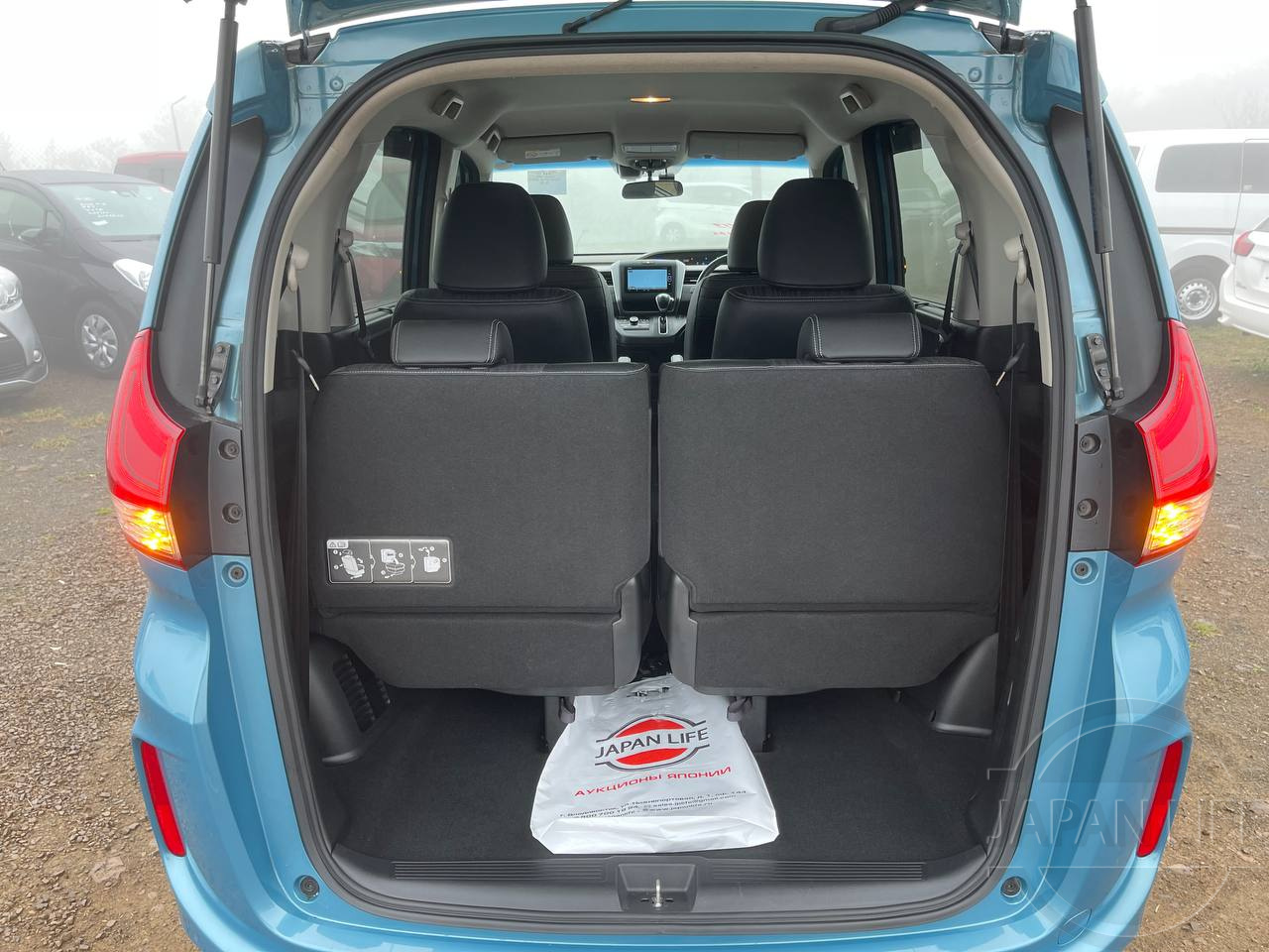 Фото Honda Freed - Japan Life 