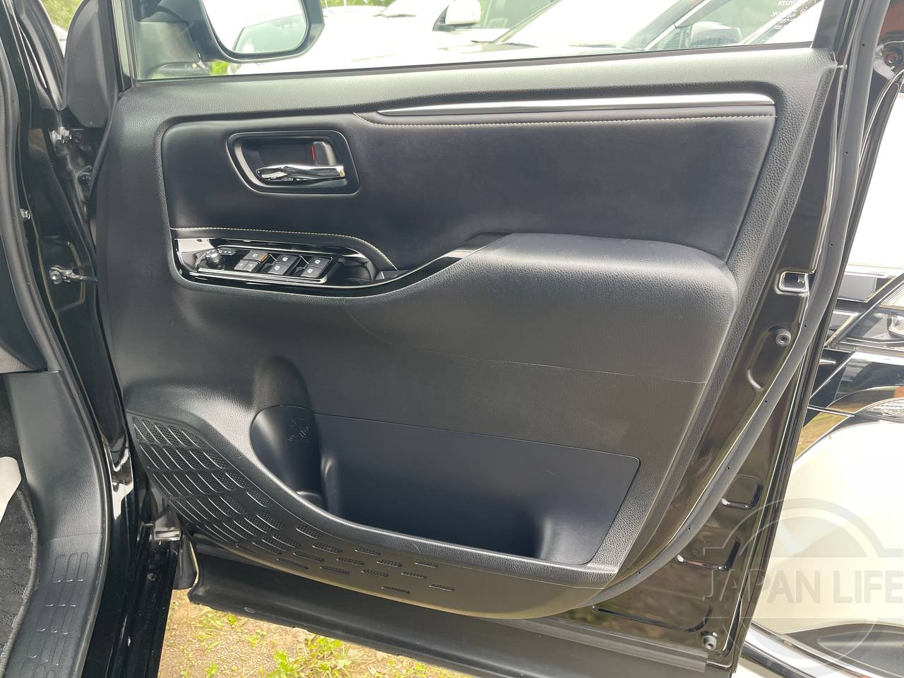 Фото Toyota Esquire - Japan Life 