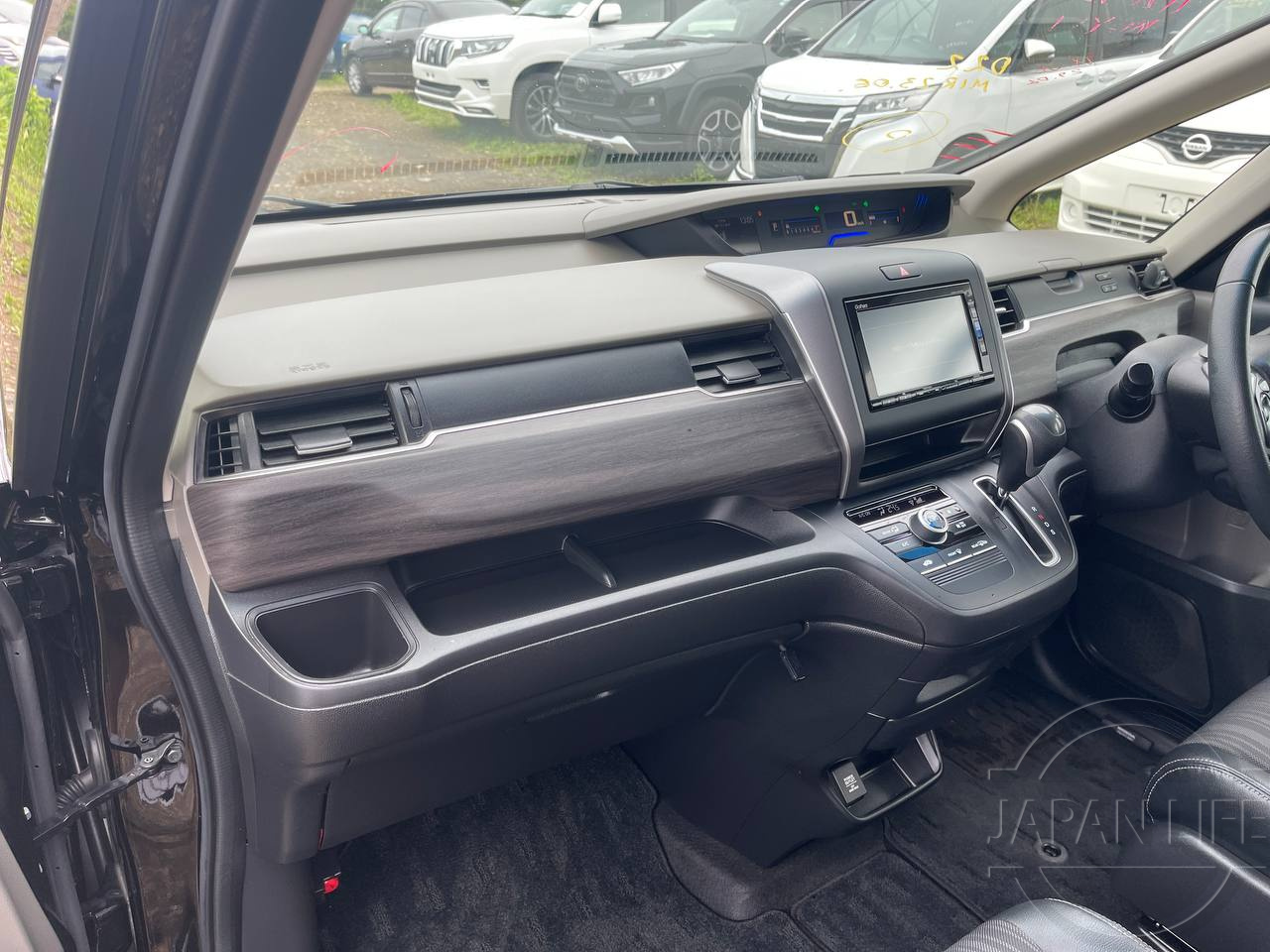 Фото Honda Freed - Japan Life 