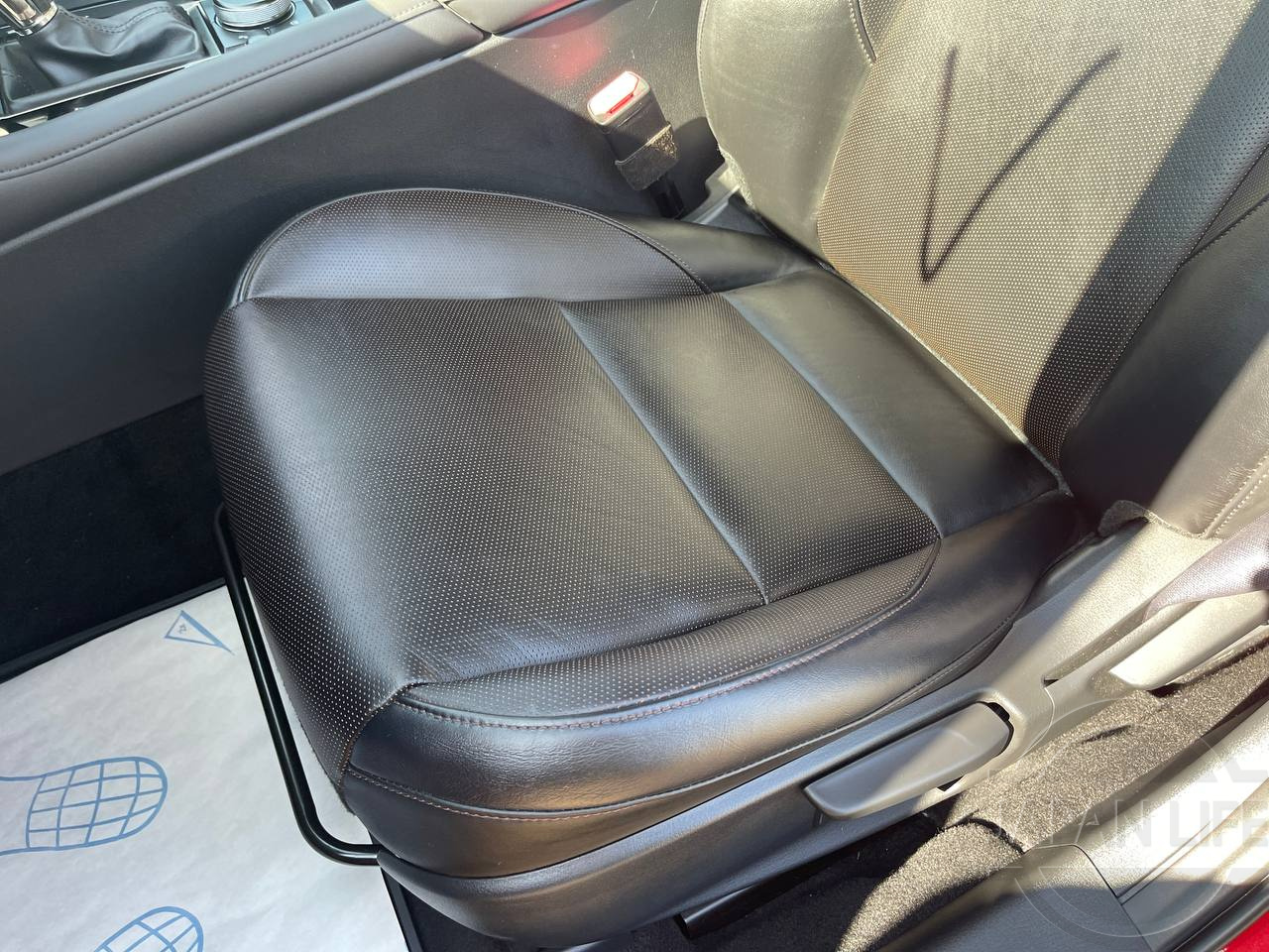 Фото Mazda Mazda3 - Japan Life 