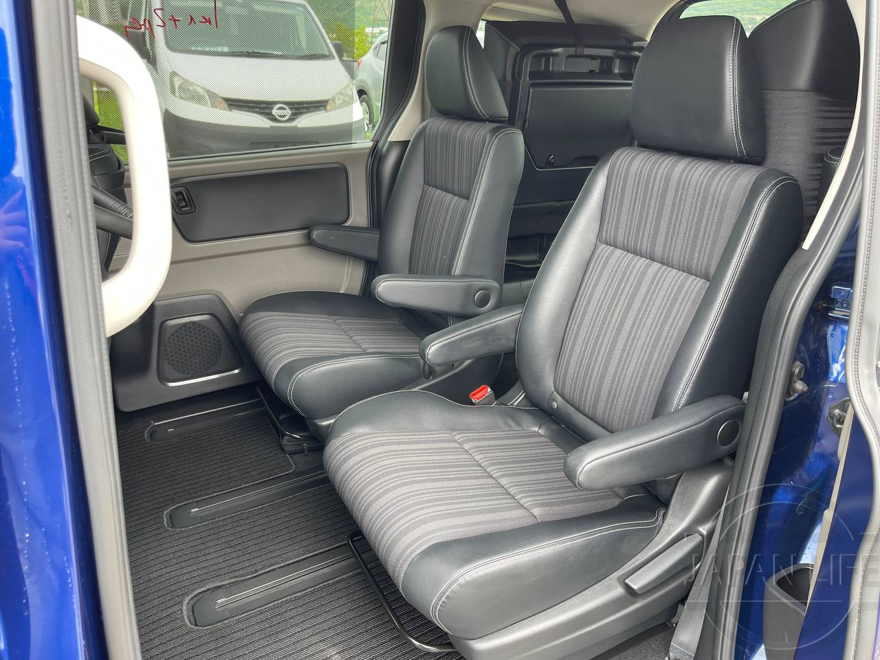 Фото Honda Freed - Japan Life 