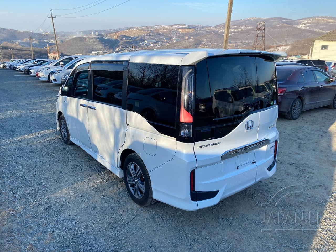 Фото Honda Stepwgn - Japan Life 