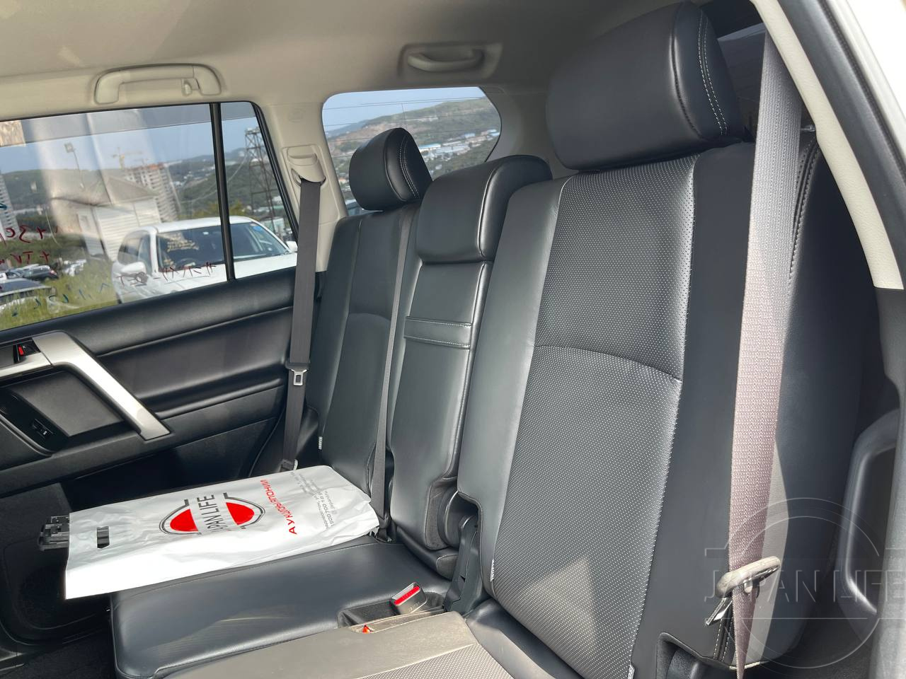 Фото Toyota Land Cruiser Prado - Japan Life 