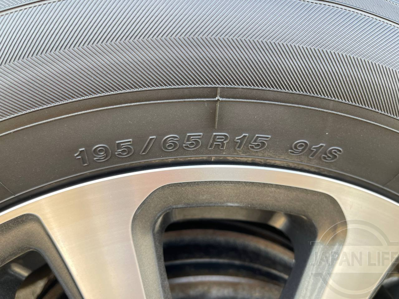 Фото Toyota Esquire - Japan Life 