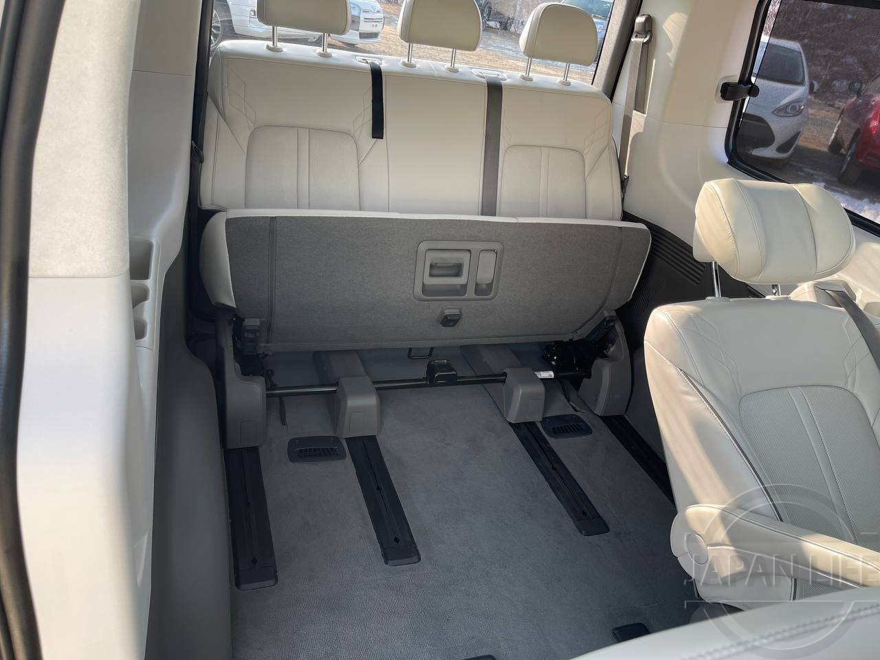 Фото Hyundai Staria - Japan Life 