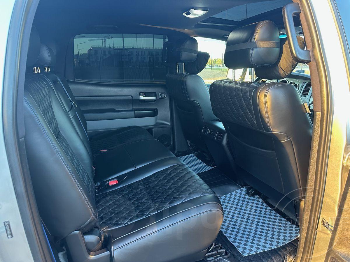 Фото Toyota Tundra - Japan Life 