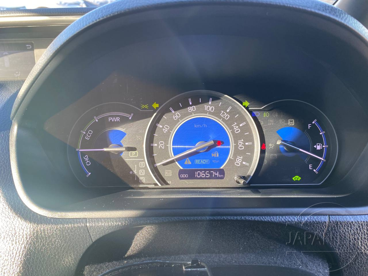 Фото Toyota Voxy - Japan Life 