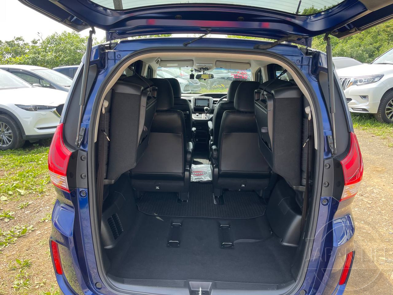 Фото Honda Freed - Japan Life 