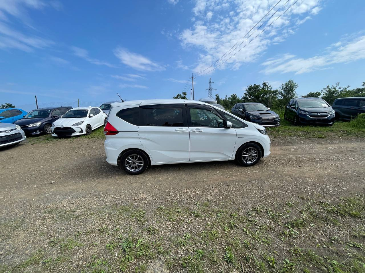 Фото Honda Freed - Japan Life 