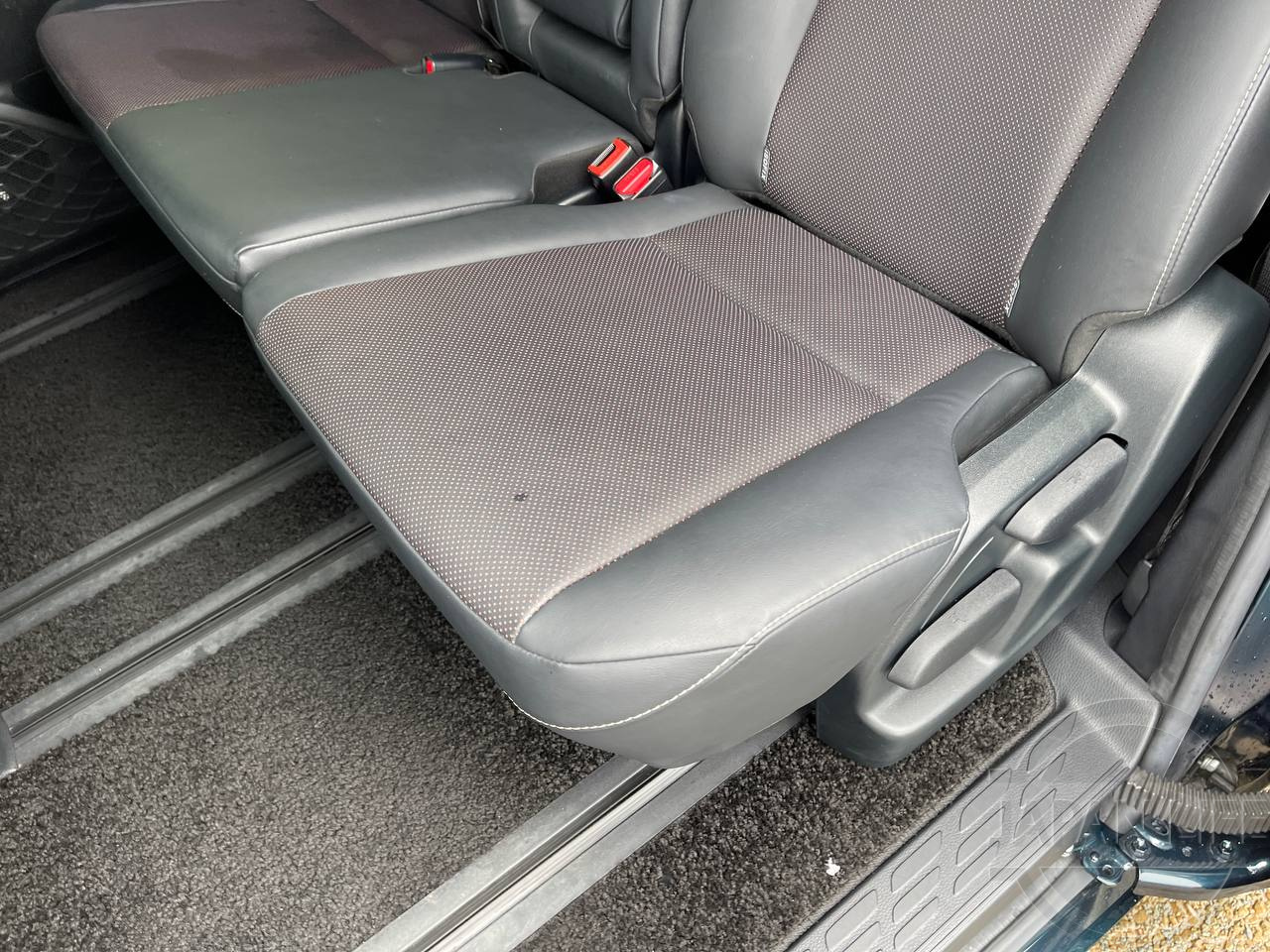 Фото Toyota Esquire - Japan Life 