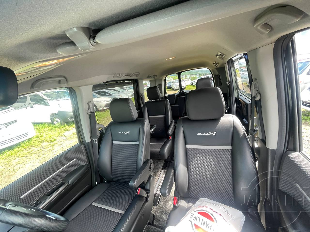 Фото Honda Stepwgn - Japan Life 