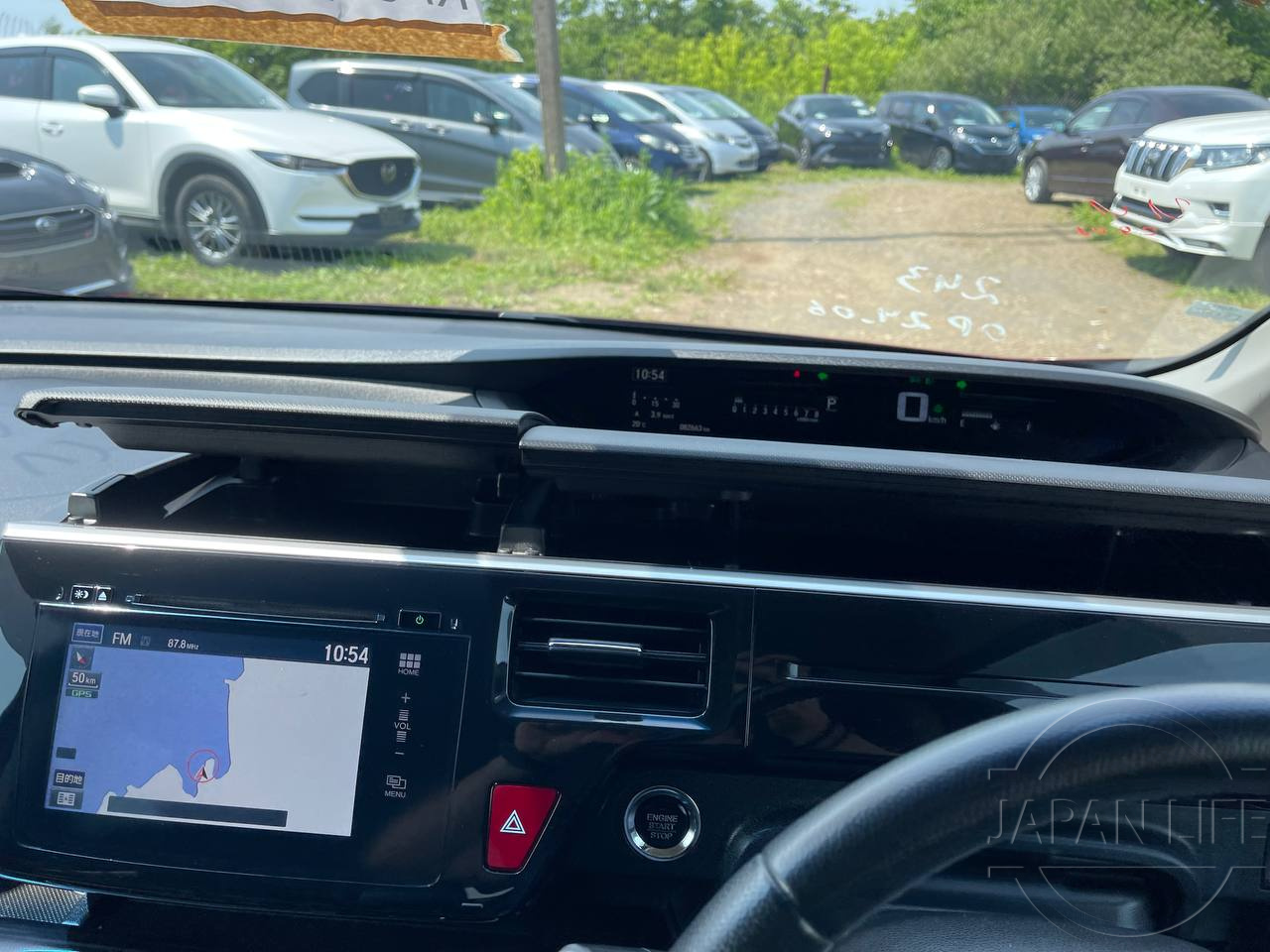 Фото Honda Stepwgn - Japan Life 