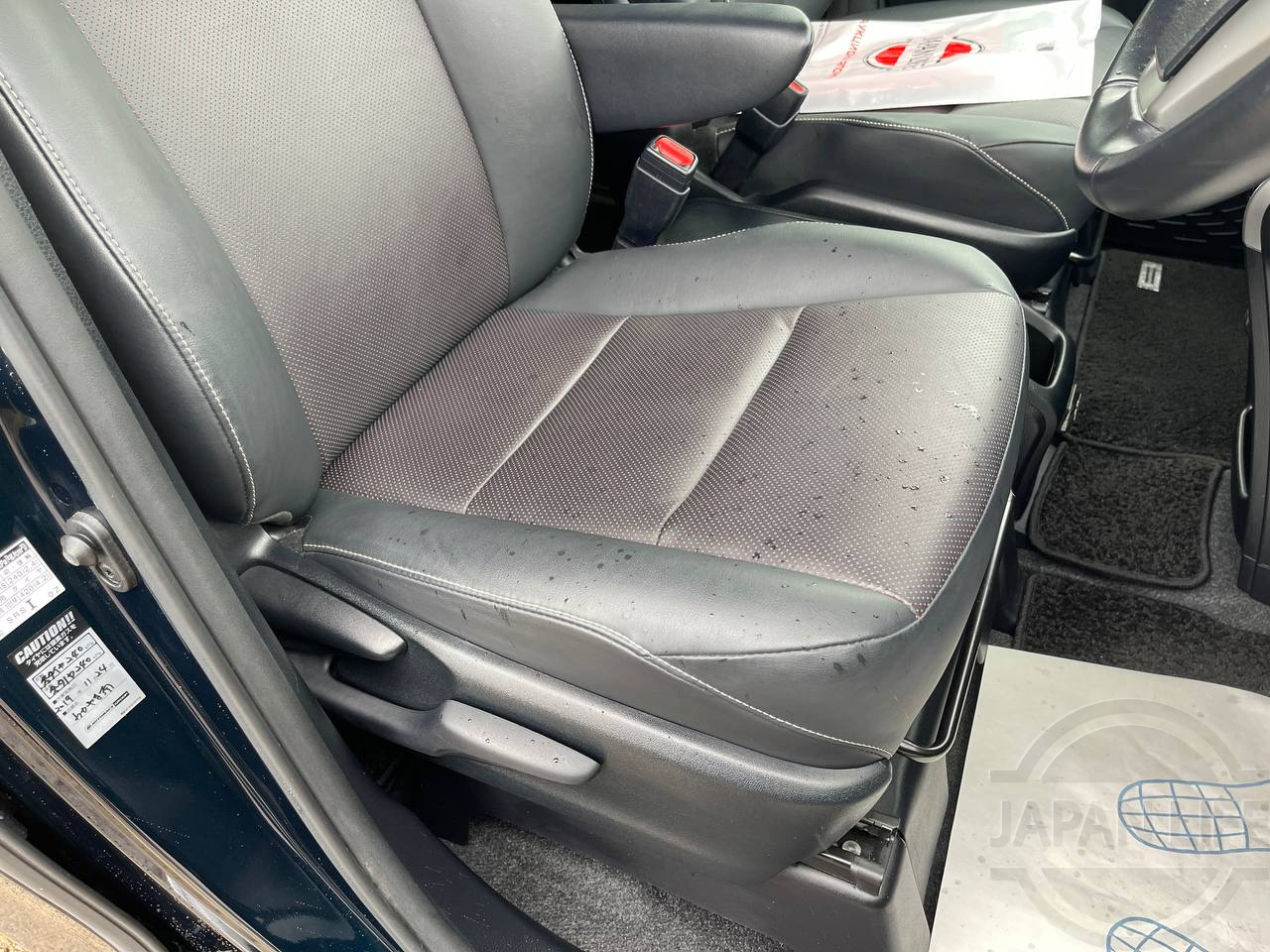 Фото Toyota Esquire - Japan Life 