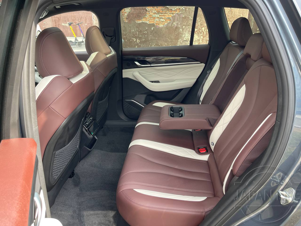 Фото Geely Monjaro - Japan Life 