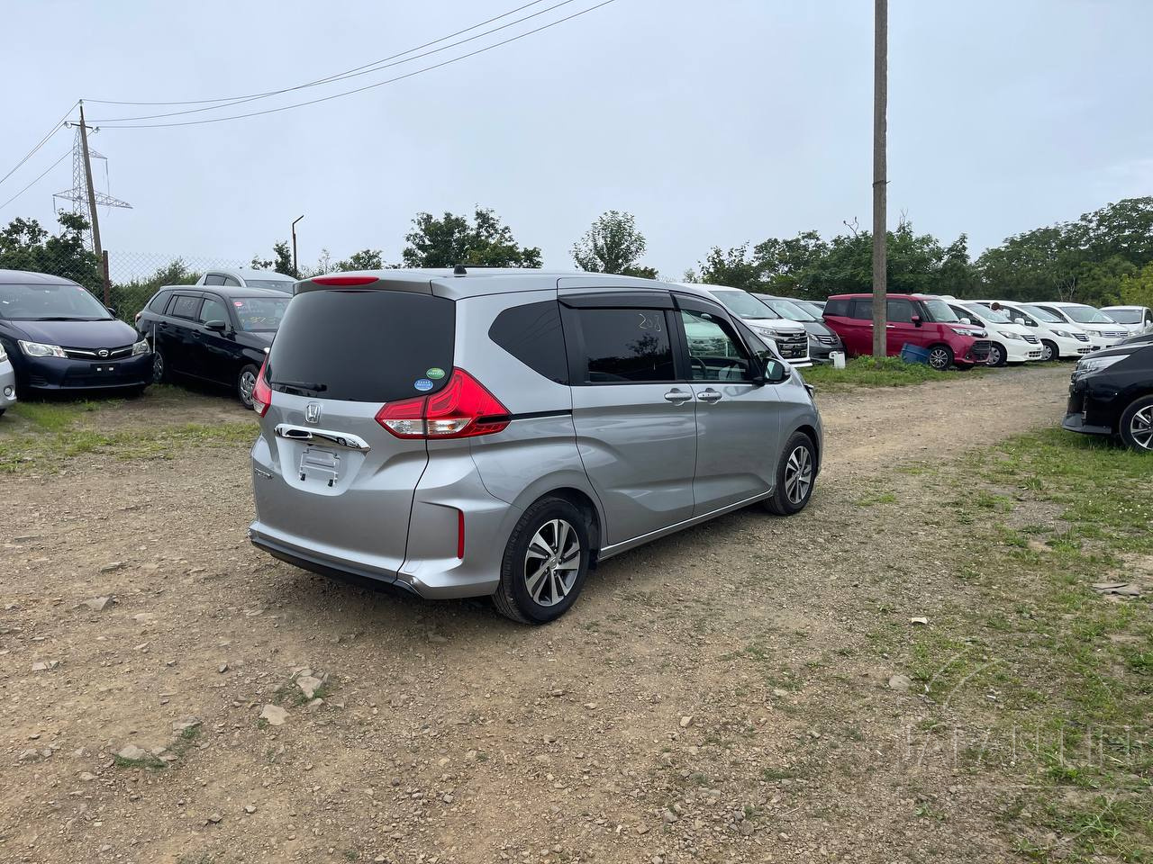 Фото Honda Freed - Japan Life 