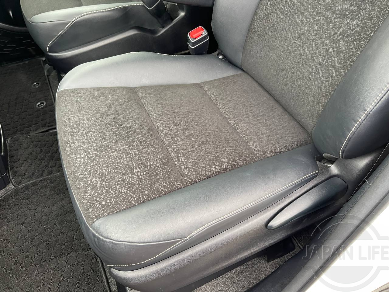 Фото Toyota Noah - Japan Life 