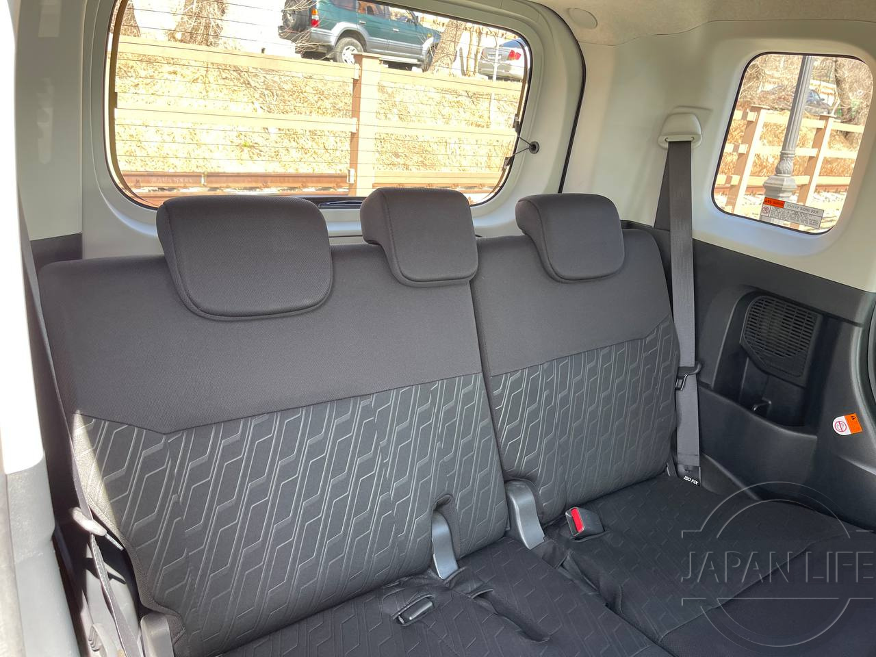 Фото Toyota Roomy - Japan Life 