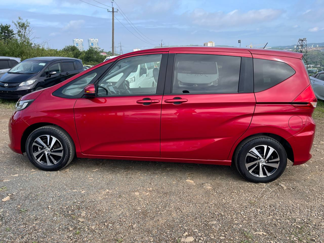 Фото Honda Freed - Japan Life 