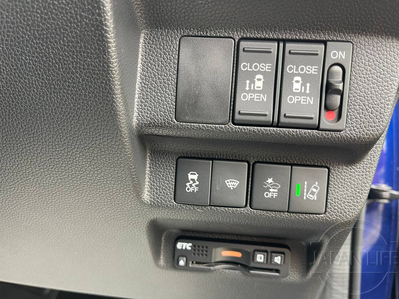 Фото Honda Freed - Japan Life 