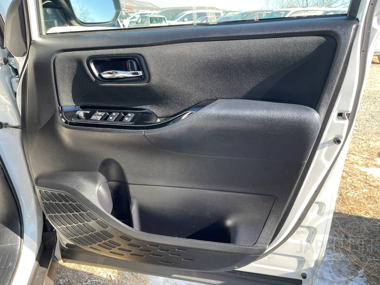 Фото Toyota Voxy - Japan Life 