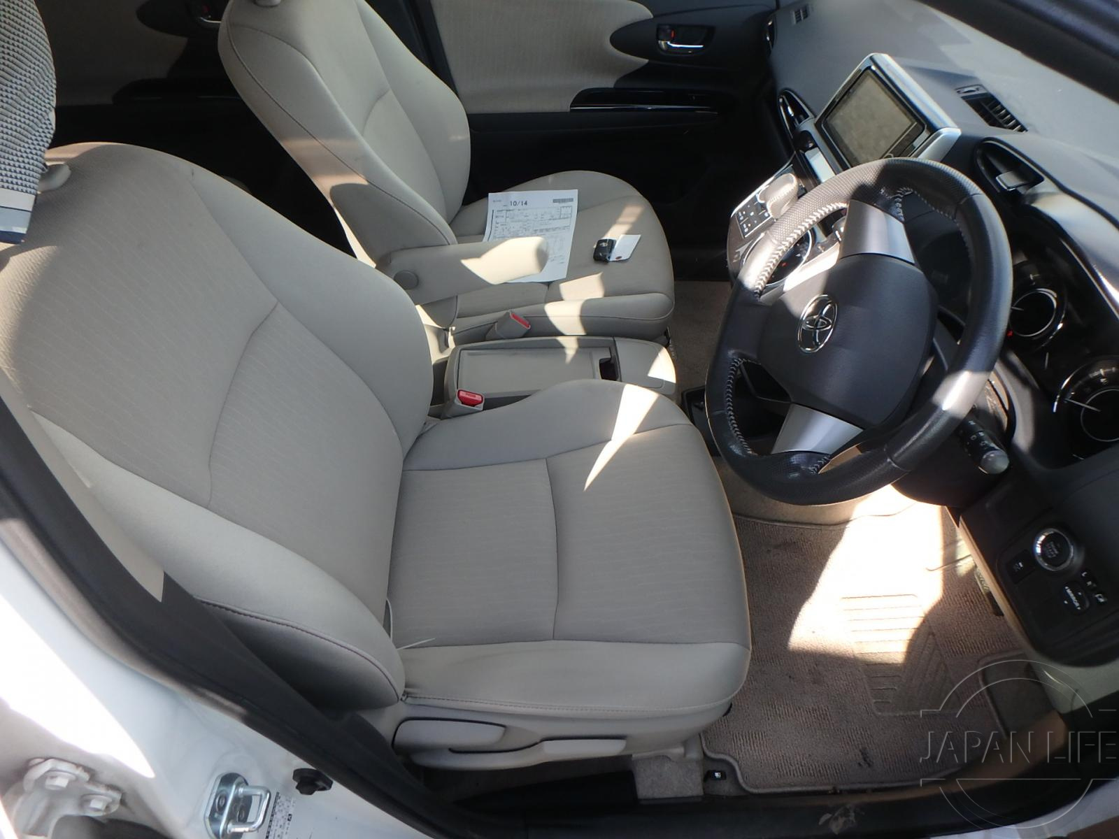 Фото Toyota Wish - Japan Life 