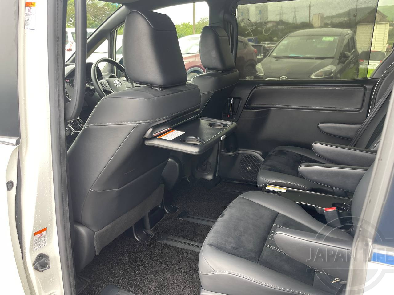 Фото Toyota Esquire - Japan Life 