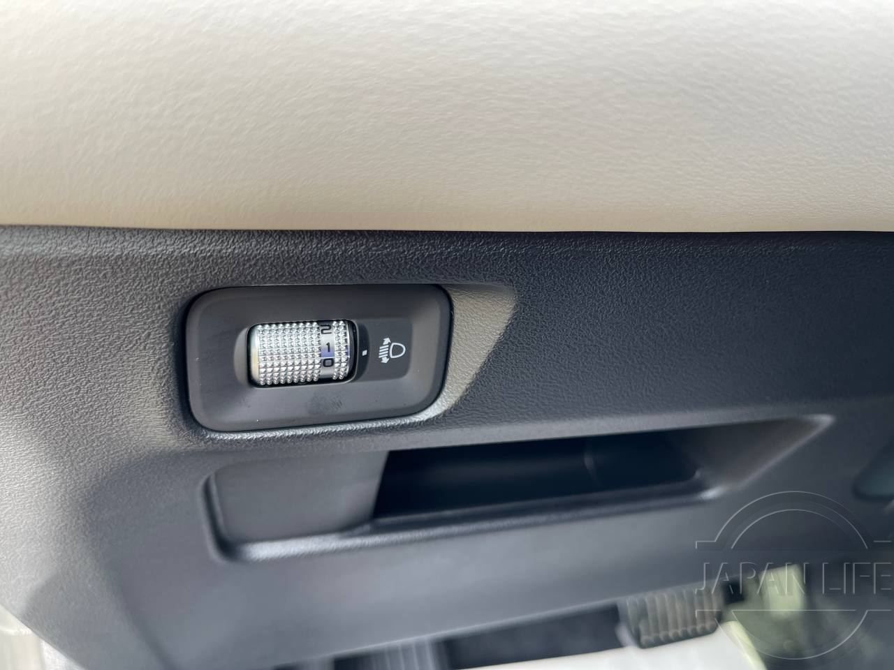 Фото Geely Monjaro - Japan Life 