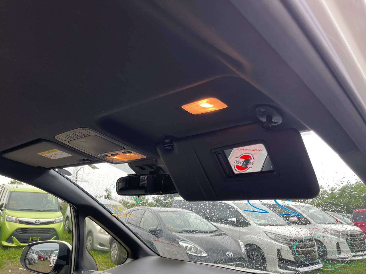 Фото Toyota Noah - Japan Life 