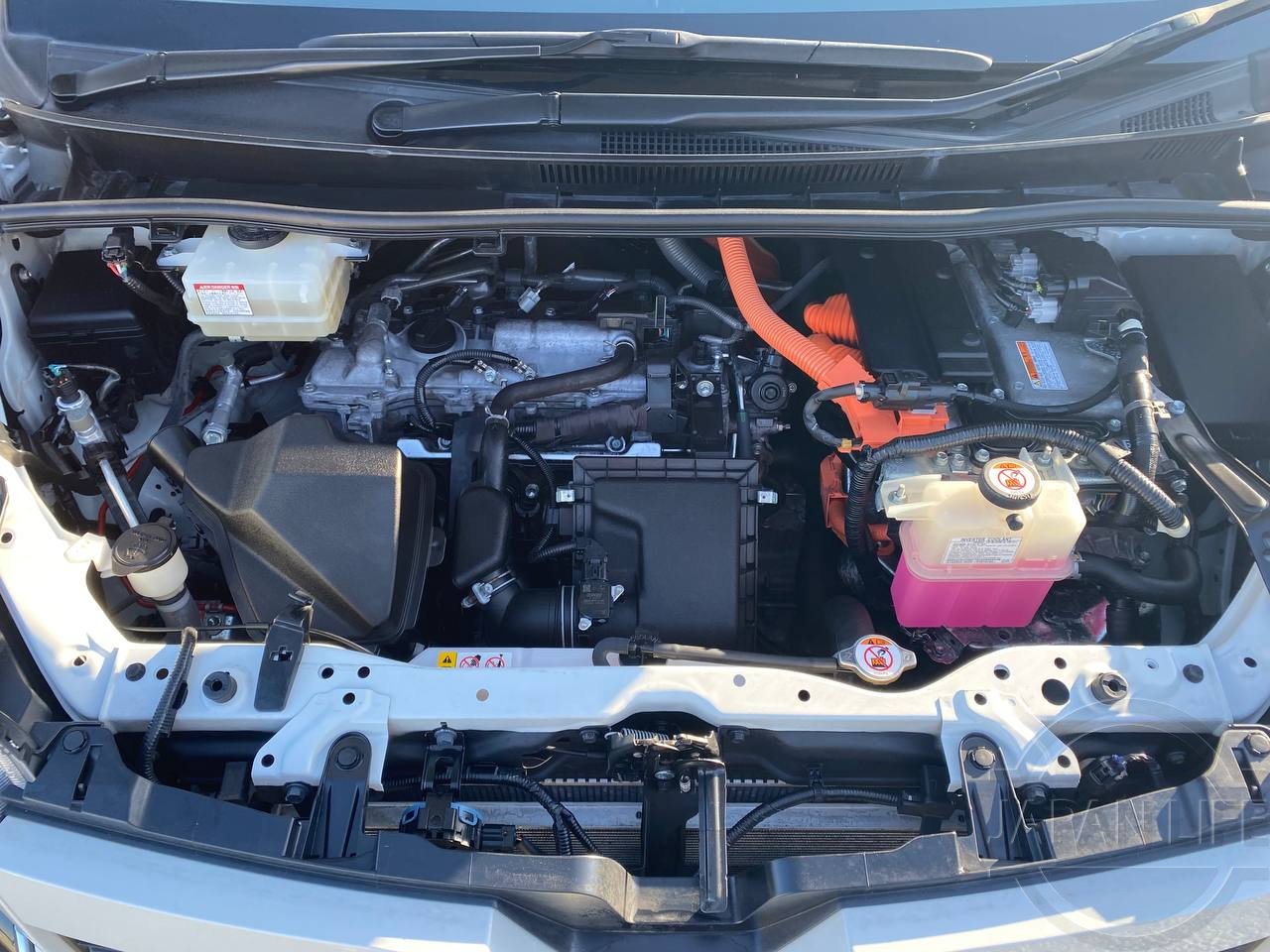 Фото Toyota Voxy - Japan Life 