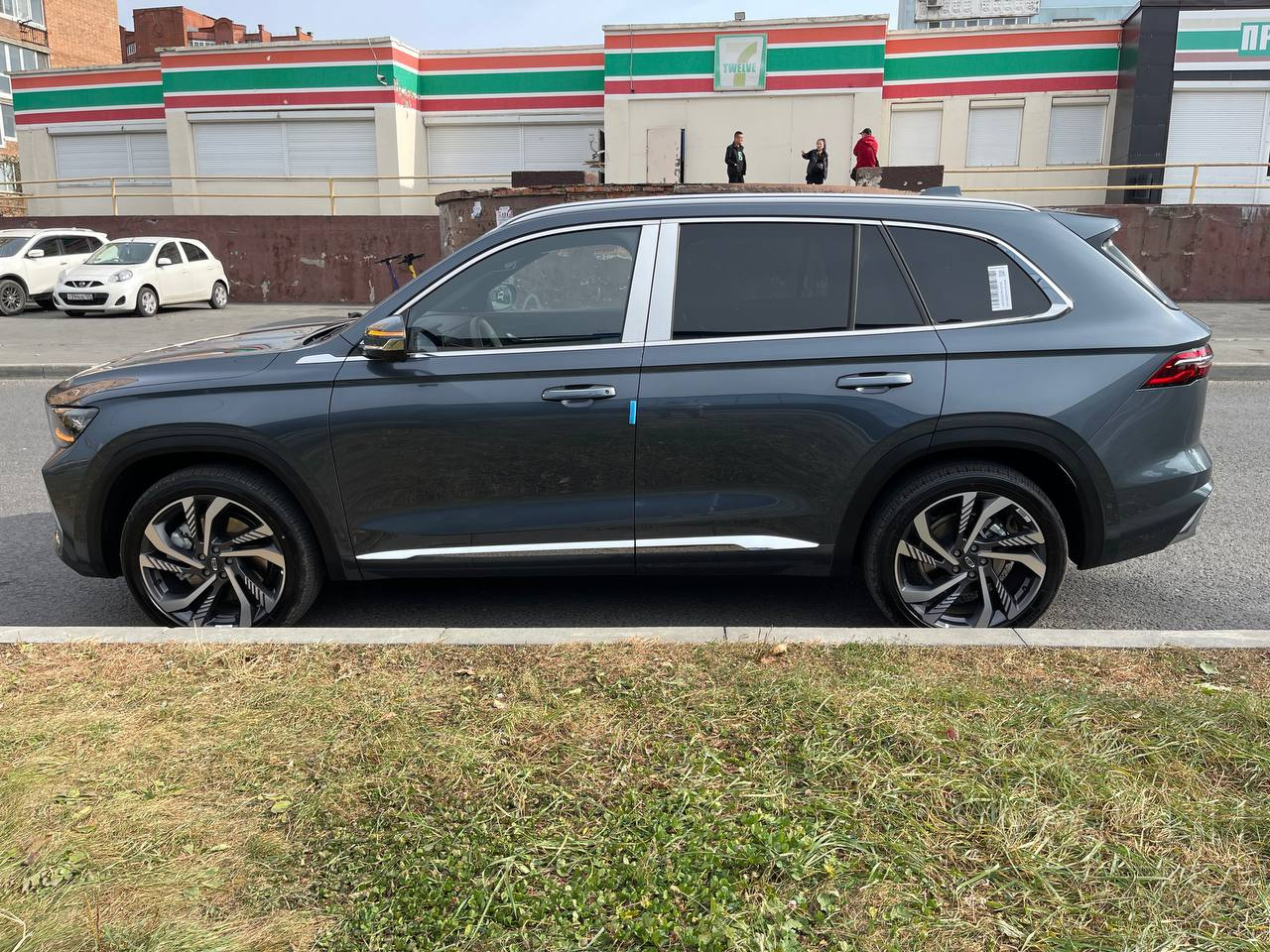 Фото Geely Monjaro - Japan Life 