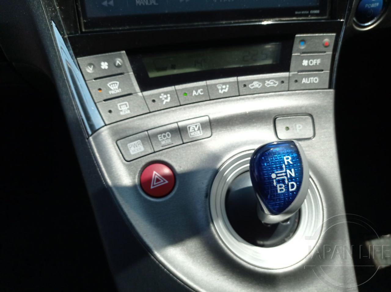 Фото Toyota Prius - Japan Life 