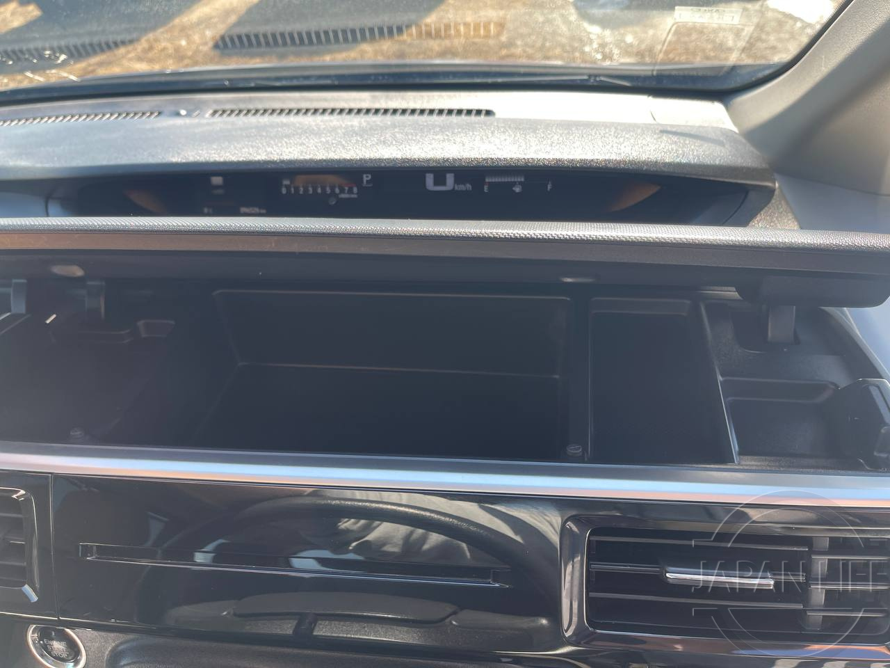 Фото Honda Stepwgn - Japan Life 