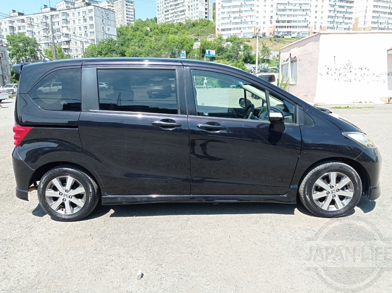 Фото Honda Freed - Japan Life 