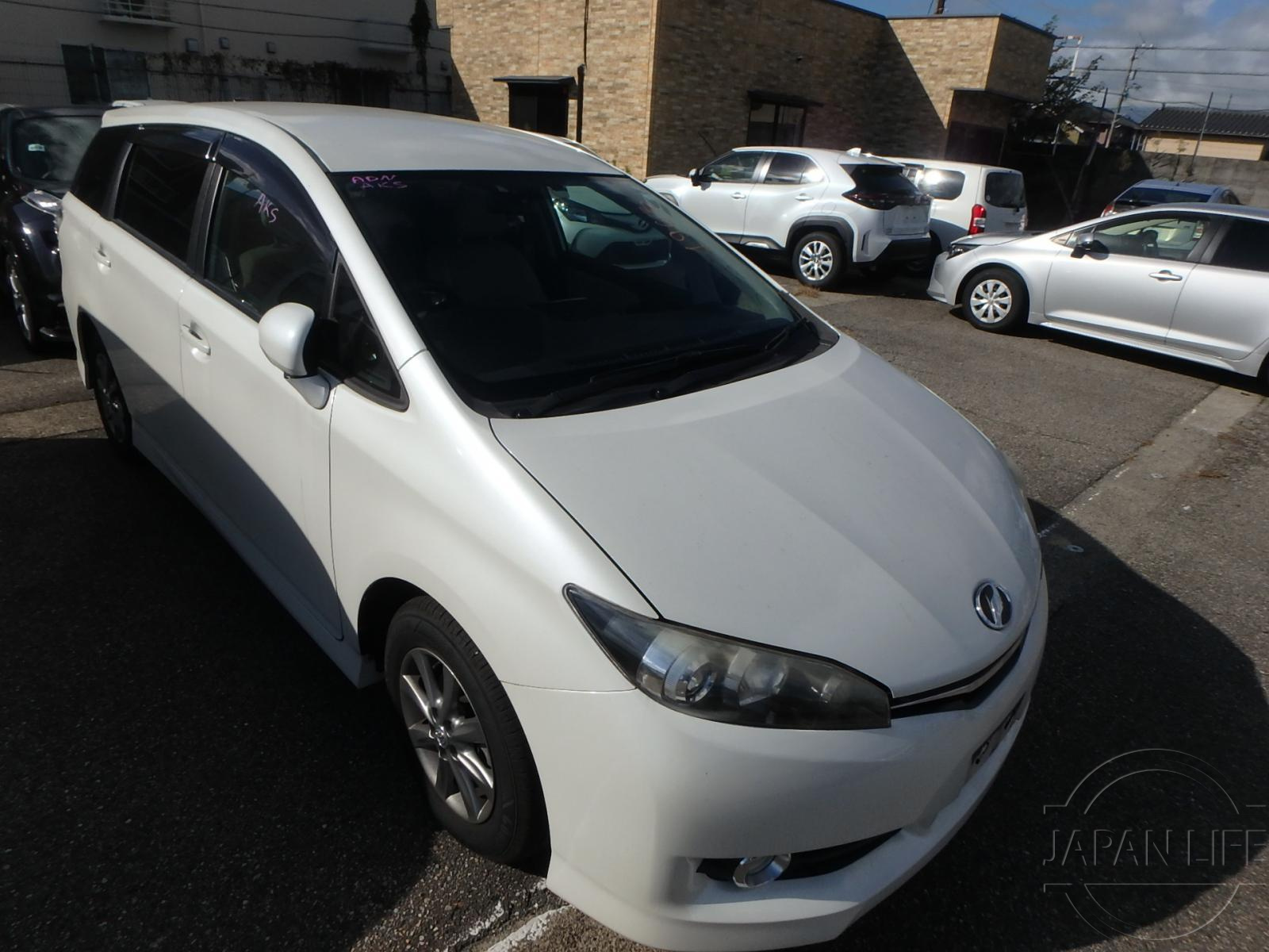 Фото Toyota Wish - Japan Life 