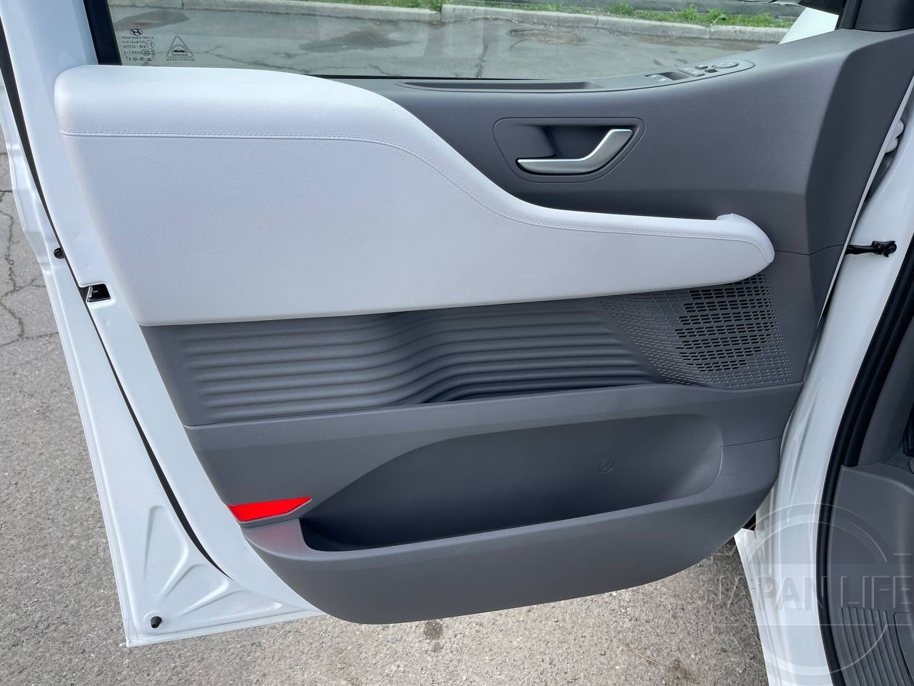 Фото Hyundai Staria - Japan Life 