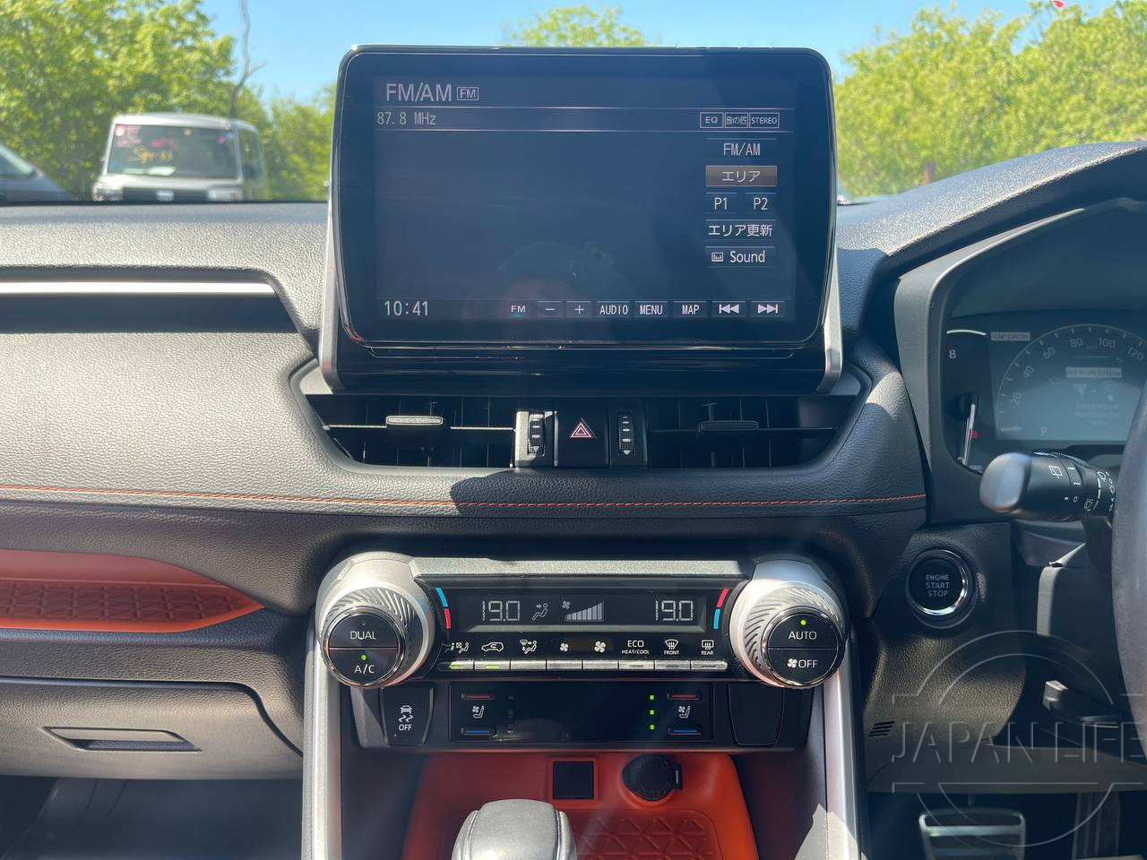 Фото Toyota RAV4 - Japan Life 