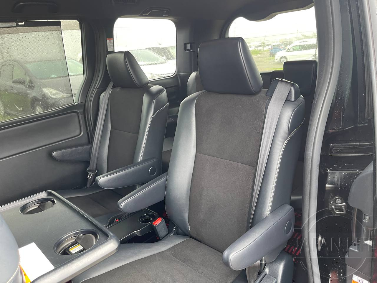 Фото Toyota Noah - Japan Life 