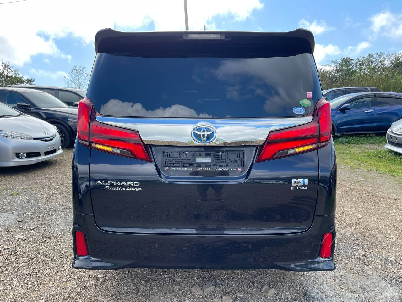 Фото Toyota Alphard - Japan Life 