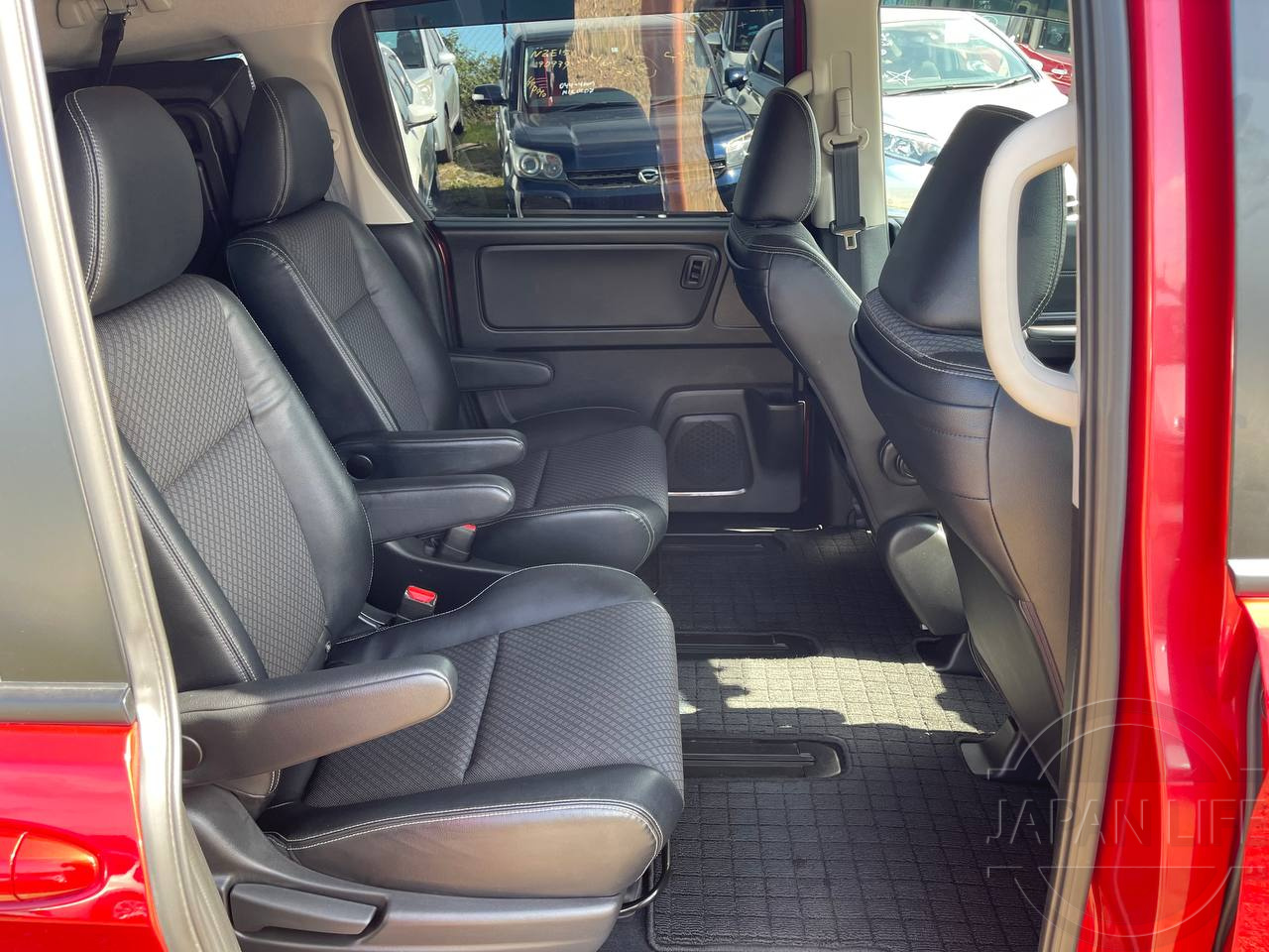 Фото Honda Freed - Japan Life 