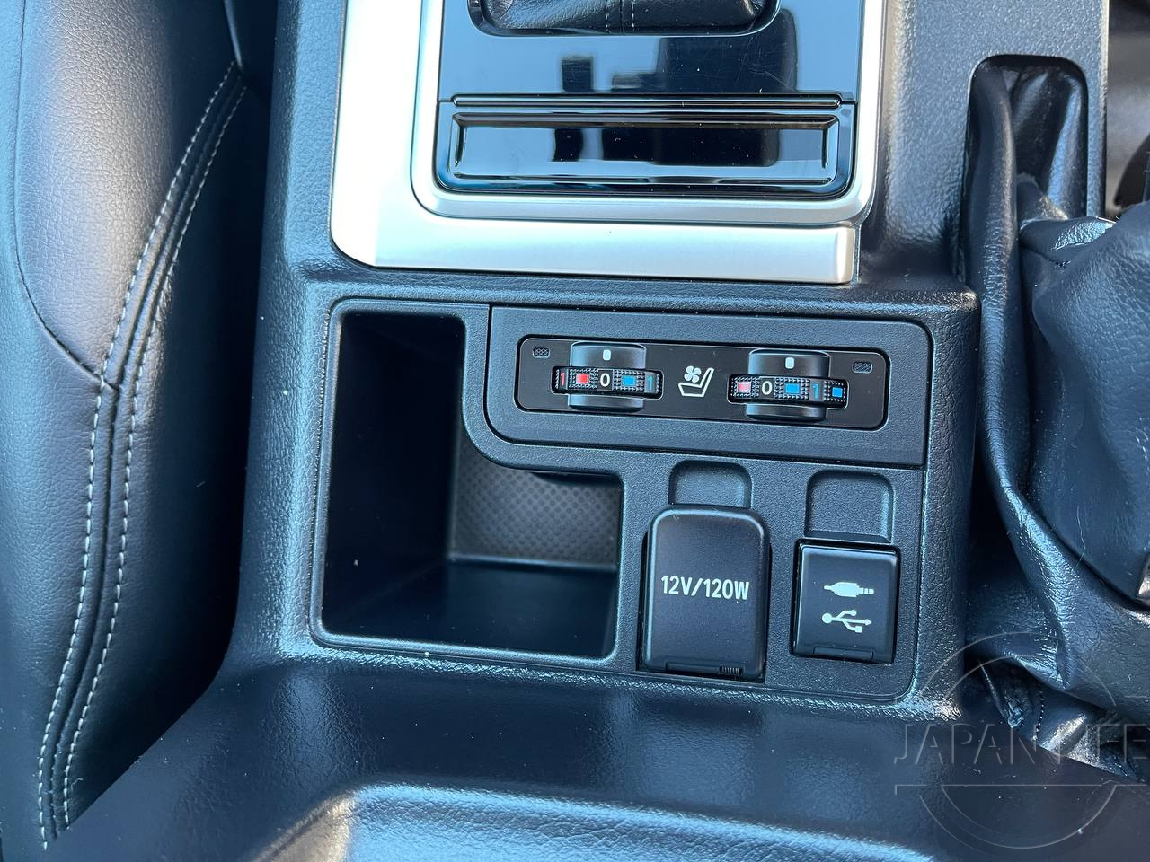 Фото Toyota Land Cruiser Prado - Japan Life 