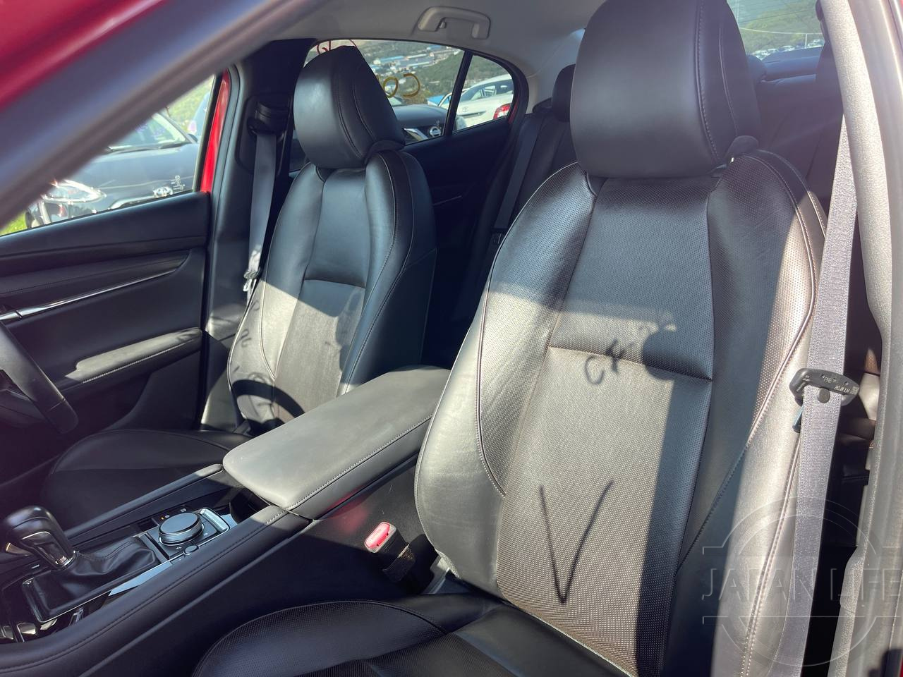 Фото Mazda Mazda3 - Japan Life 