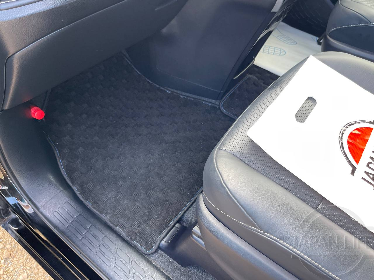 Фото Toyota Esquire - Japan Life 