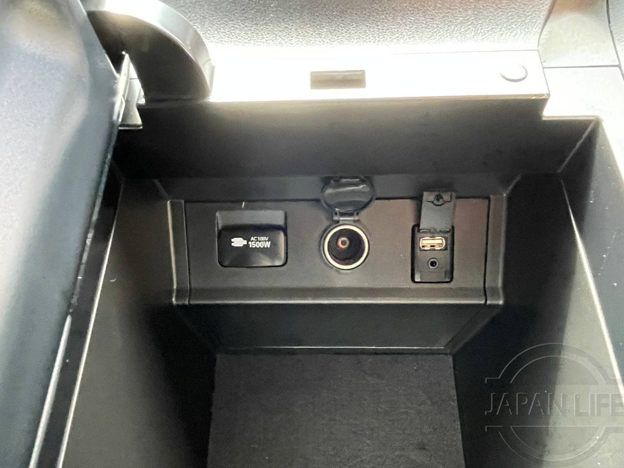 Фото Toyota Alphard - Japan Life 