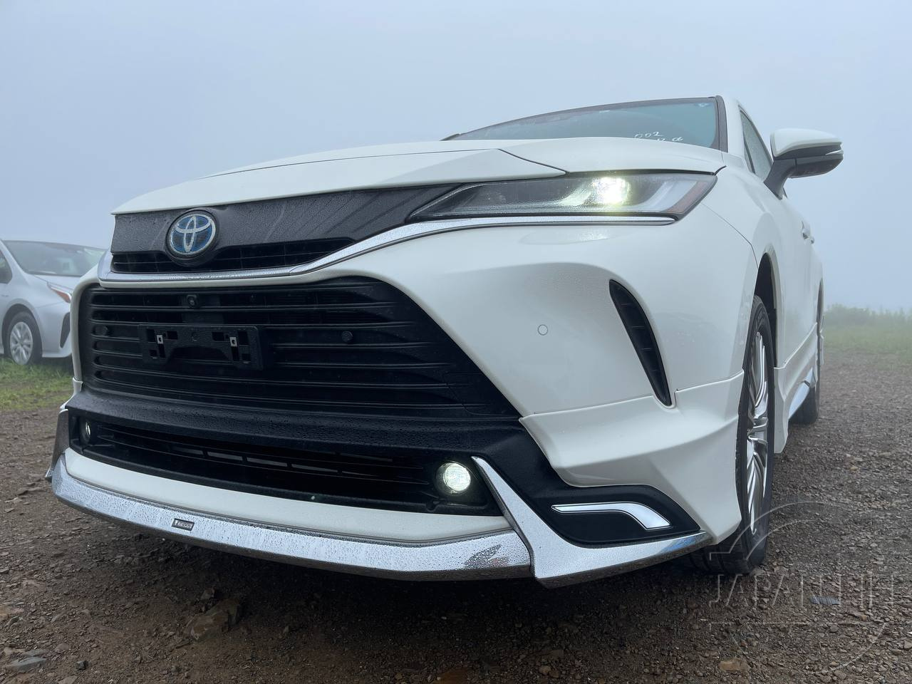 Фото Toyota Harrier - Japan Life 