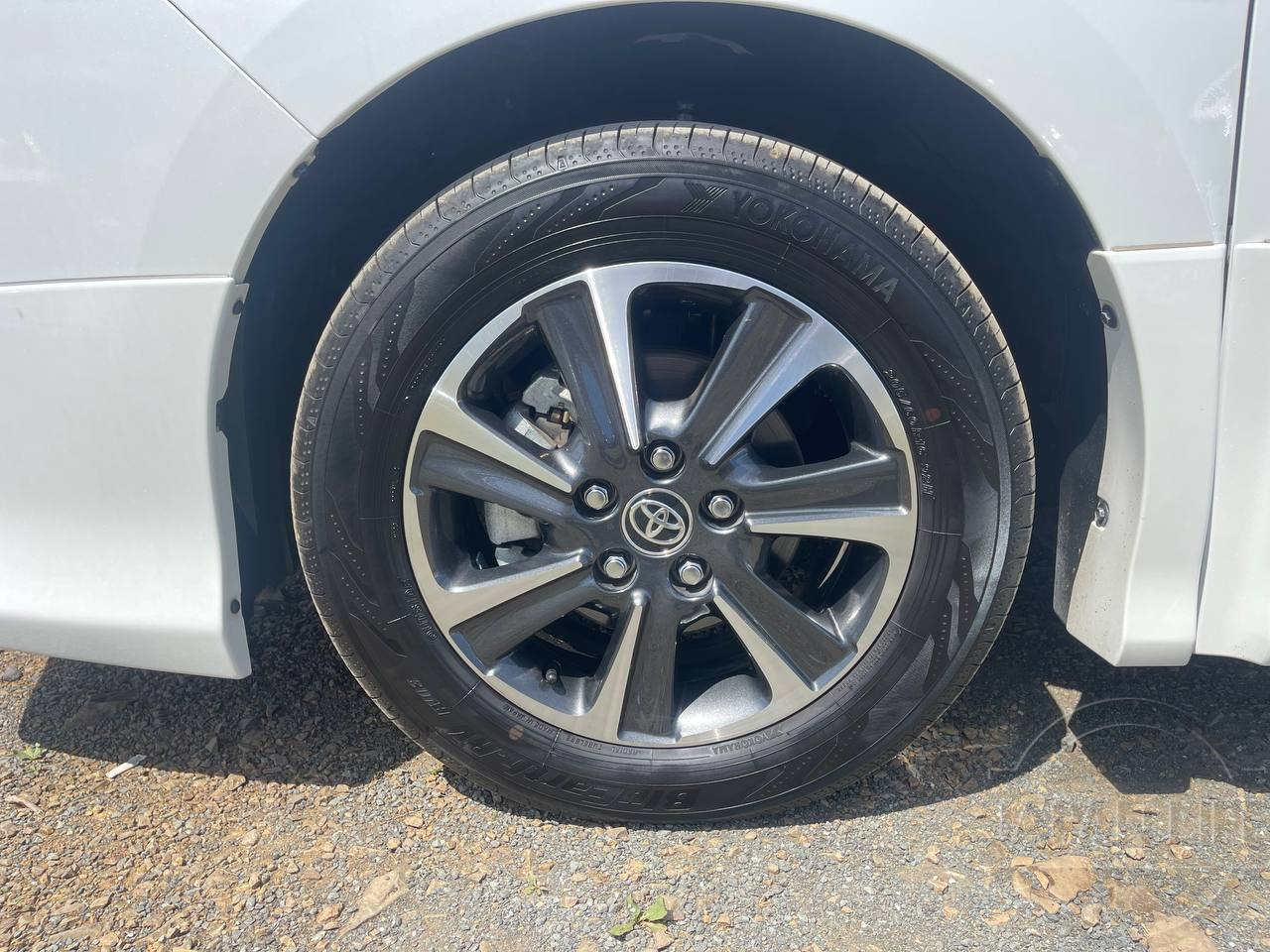 Фото Toyota Noah - Japan Life 