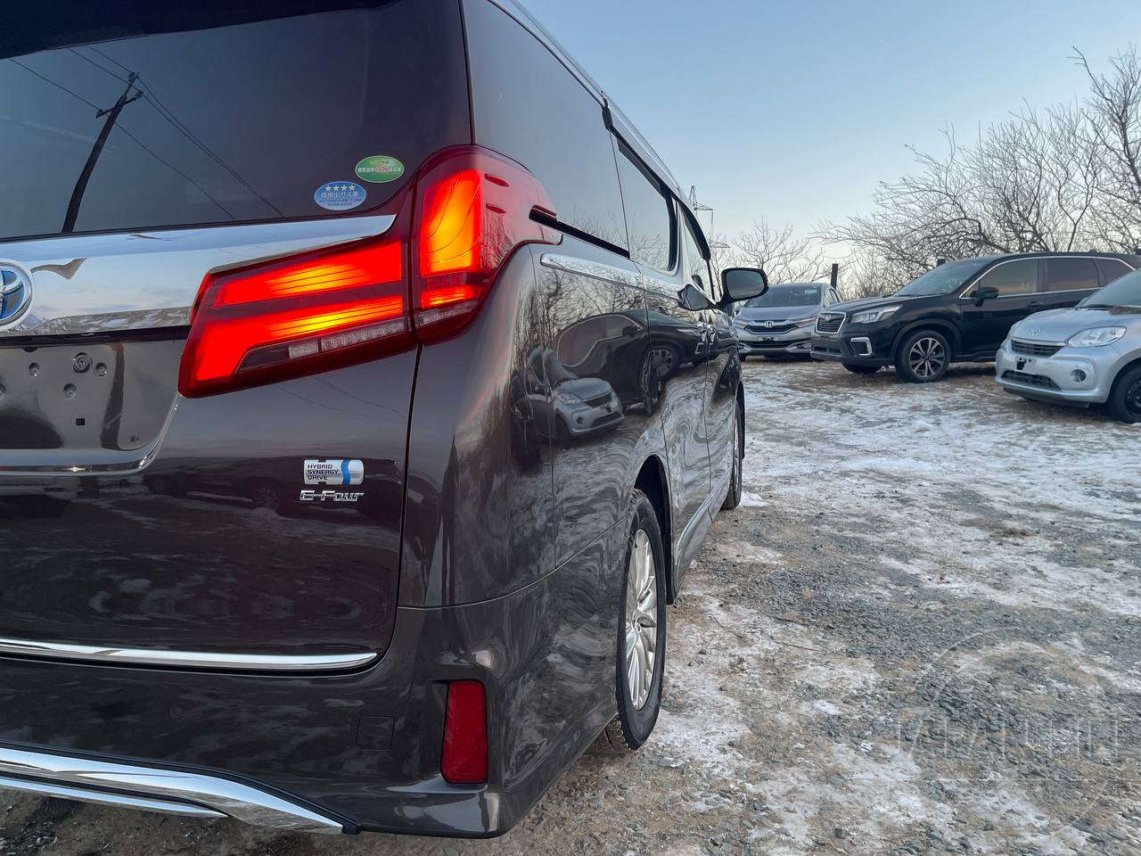 Фото Toyota Alphard - Japan Life 