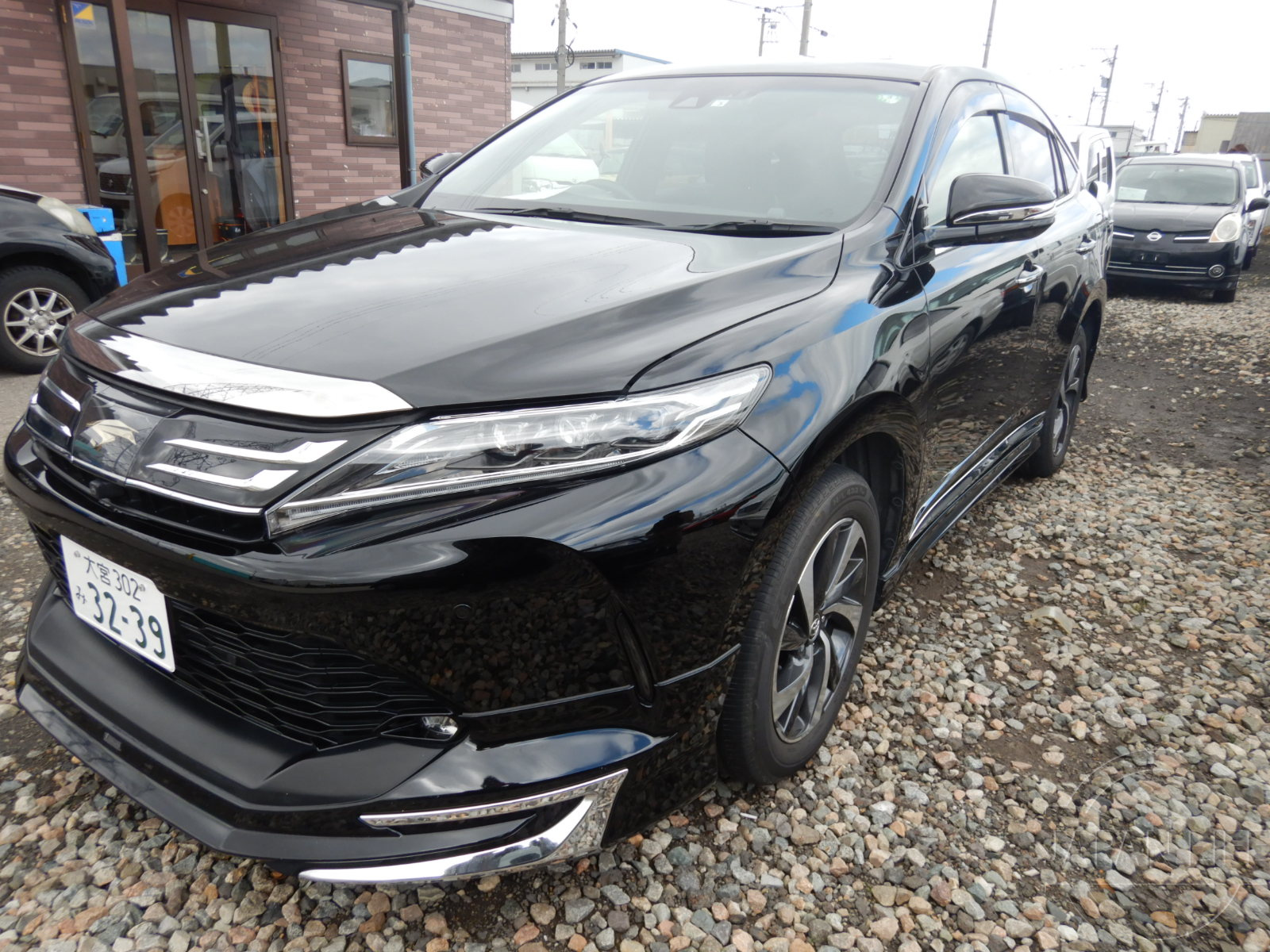 Фото Toyota Harrier Metal and Leather Package - Japan Life 
